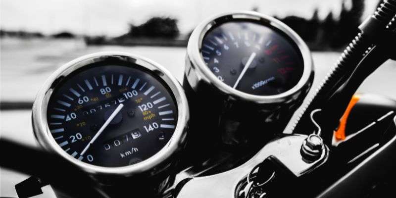 speedometer dijadikan patokan perawatan mesin kendaraan